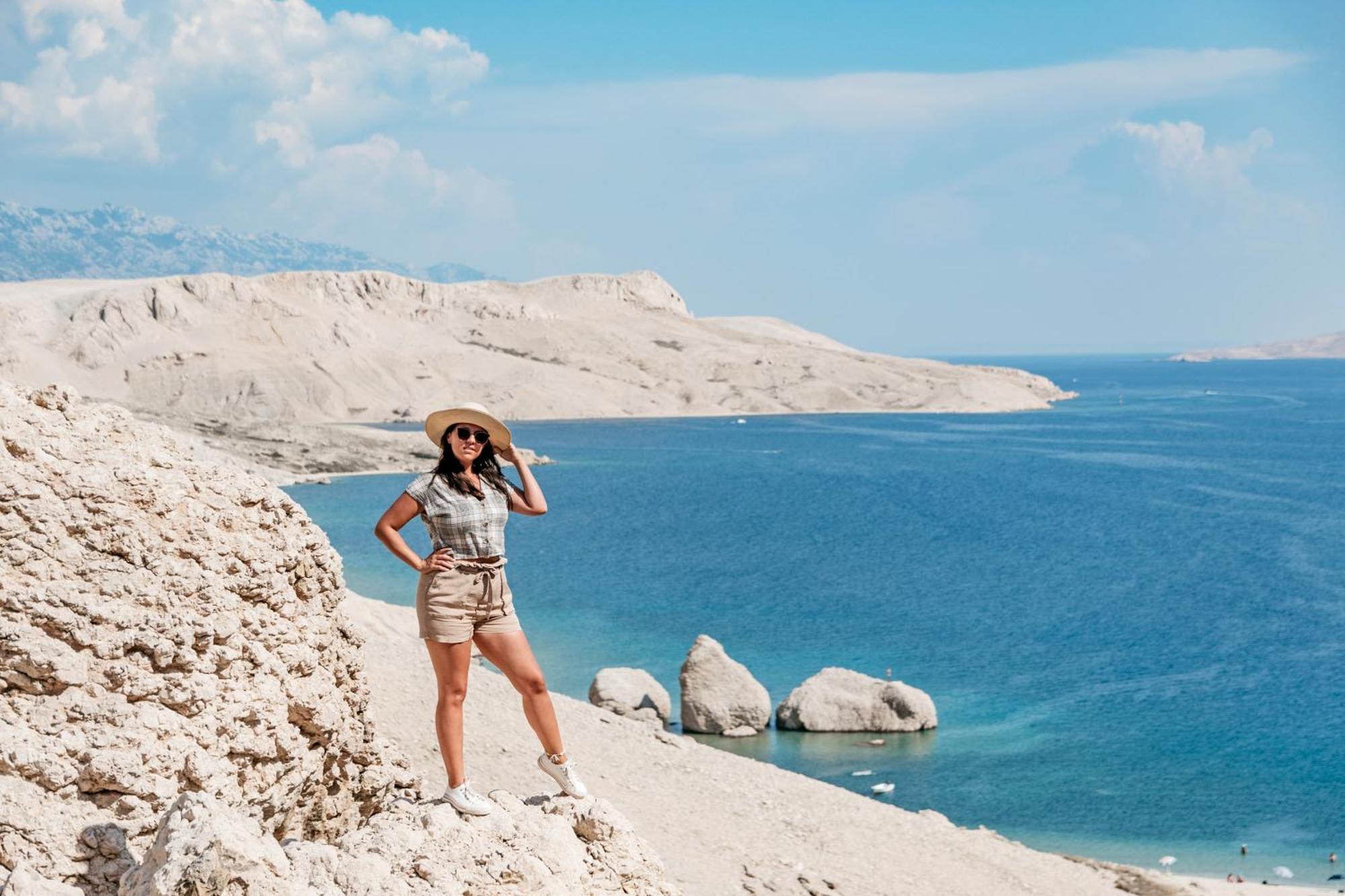 شقة Modern Oceanview ميتغنا المظهر الخارجي الصورة
